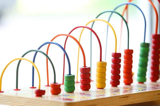 Classroom Management Tool for Large Classes: Selection Guide and ENGAGE Checklist