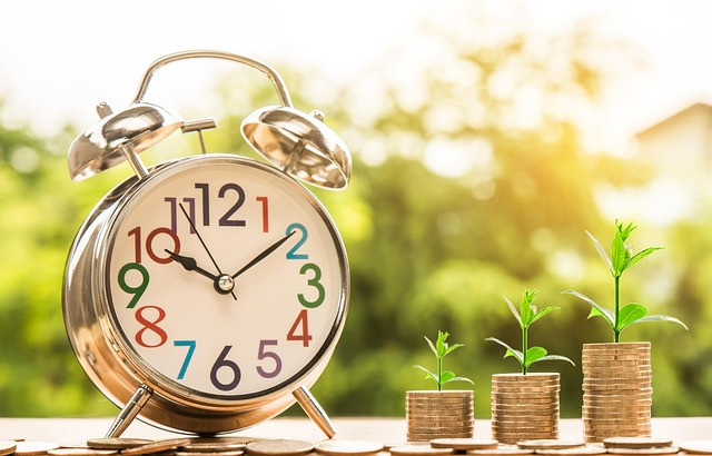 Balancing Time Investment and Income Potential: A Practical Decision Framework