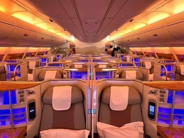 Practical Ways to Find Cheap Emirates Business Class Tickets