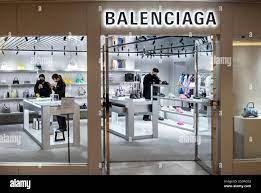 Balenciaga Hoodie Guide: History, Design, Authentication, and Styling Tips