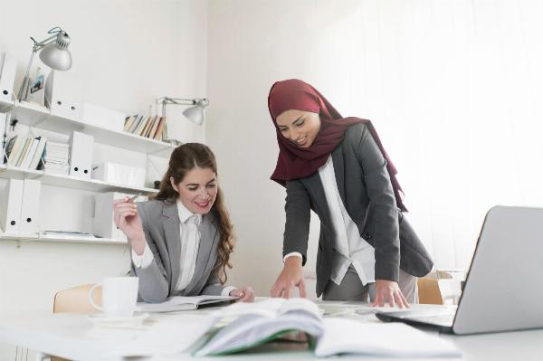 Choosing the Best Company Types in UAE: A Practical Guide for Entrepreneurs