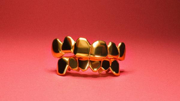 Fang Grillz Fever: Why Dubai Is Embracing Custom Dental Jewelry
