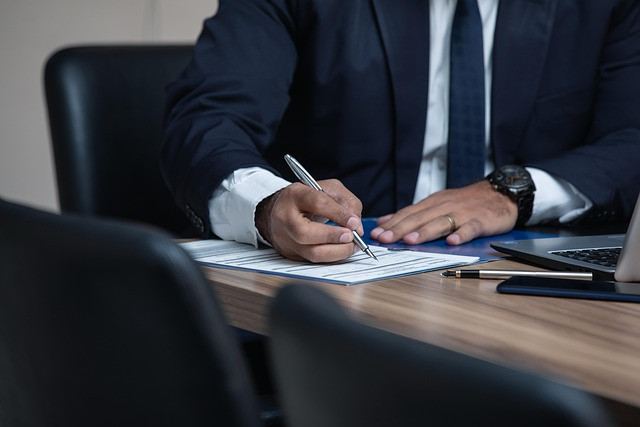 How Businesses Can Choose the Right Technology Partner for Custom Software Development