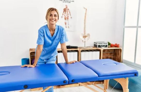 Massage Therapist Uniforms in Melbourne: Professionalism, Comfort & Hygiene Best Practices