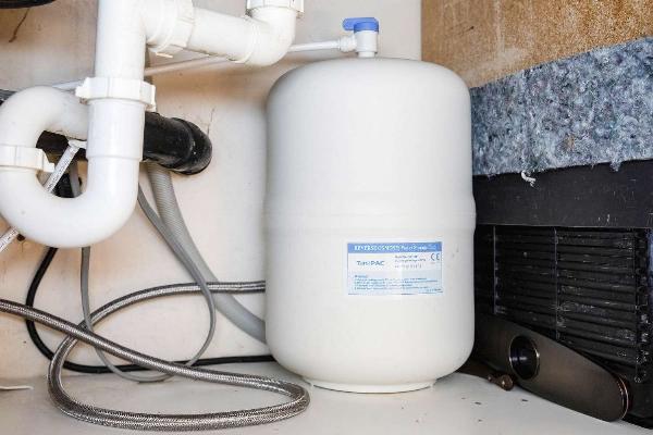 Water Softeners 101: Debunking Common Myths About Hard Water and Softeners