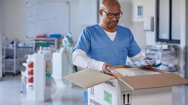 How Healthcare Logistics Strengthens Pharmaceutical Supply Chains