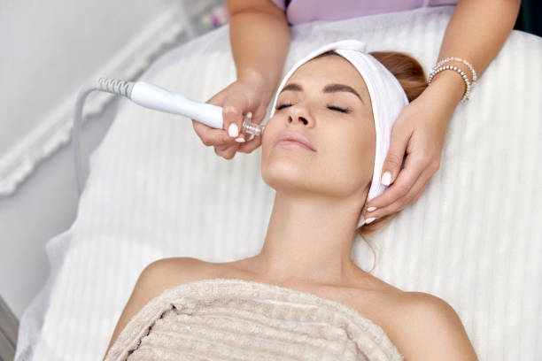 How Aloe Vera Helps Reduce Acne Scars: Benefits, Evidence, and Safe Use