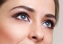 How to Choose the Best Eyelid Surgery Specialist in Riyadh: A Practical Guide