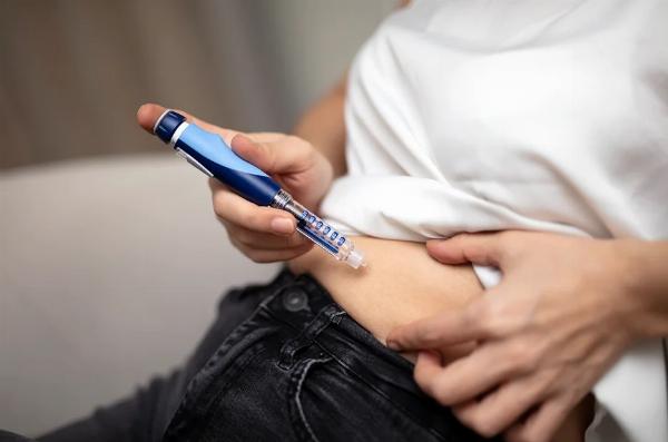 Practical Patient Guide to Mounjaro Injections: Uses, Dosing, and Safety