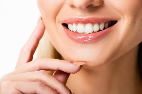 How Dubai Smile Design Works: Veneer Before & After Results and Cost Guide
