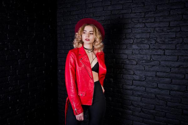 6 Lightweight Leather Jackets for Year‑Round Wear