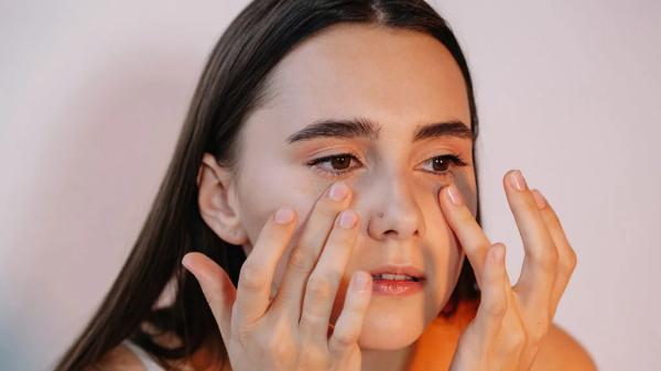 Badam Rogan Face Oil Guide: Benefits, Uses, and Safety