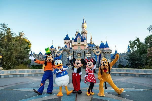 Top Disneyland Paris Attractions: A Practical Guide to Rides, Shows, and Tips