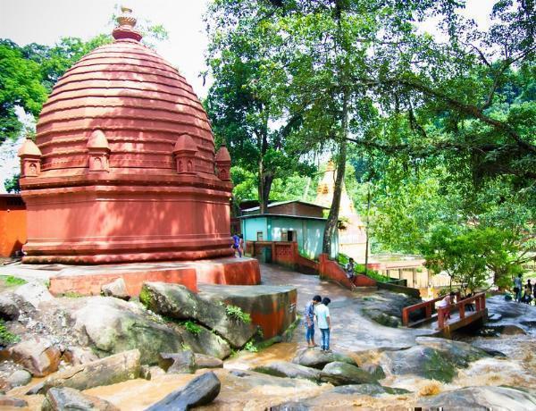 Visiting Basistha Temple Guwahati: History, Practical Guide, and Day-Trip Checklist