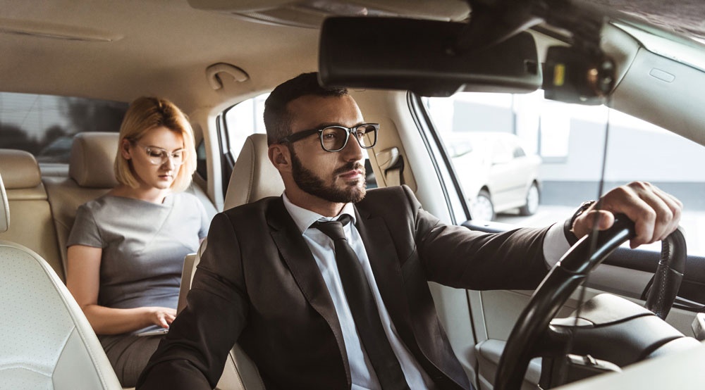 The Role of a Safe Driver in Dubai for Special Occasions and Events