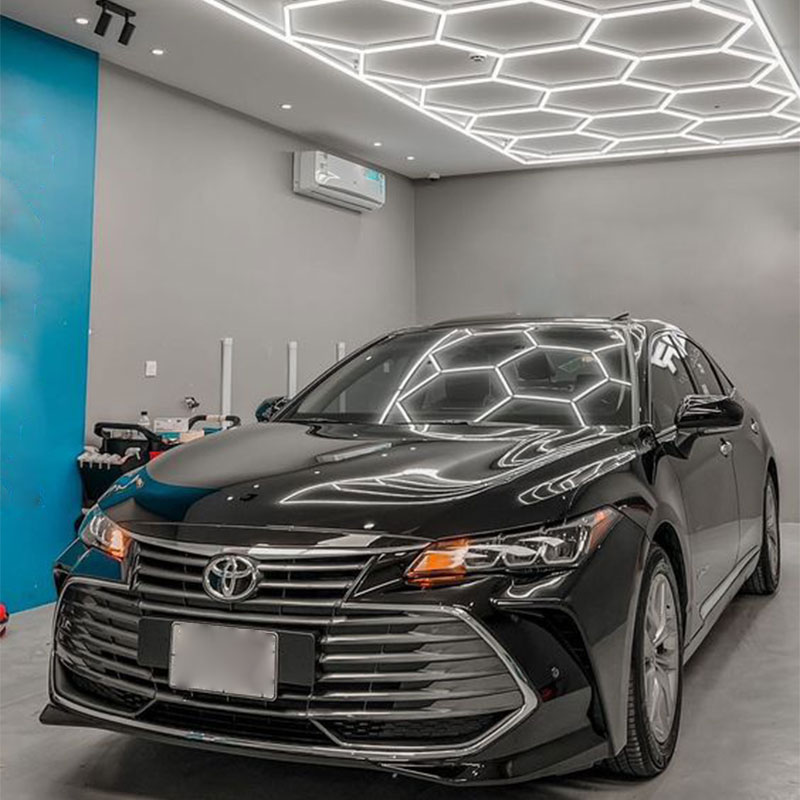 What is the hardest car color to maintain？