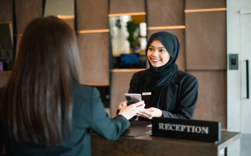 How to Select Reception Uniforms That Match Your Brand&rsquo;s Identity