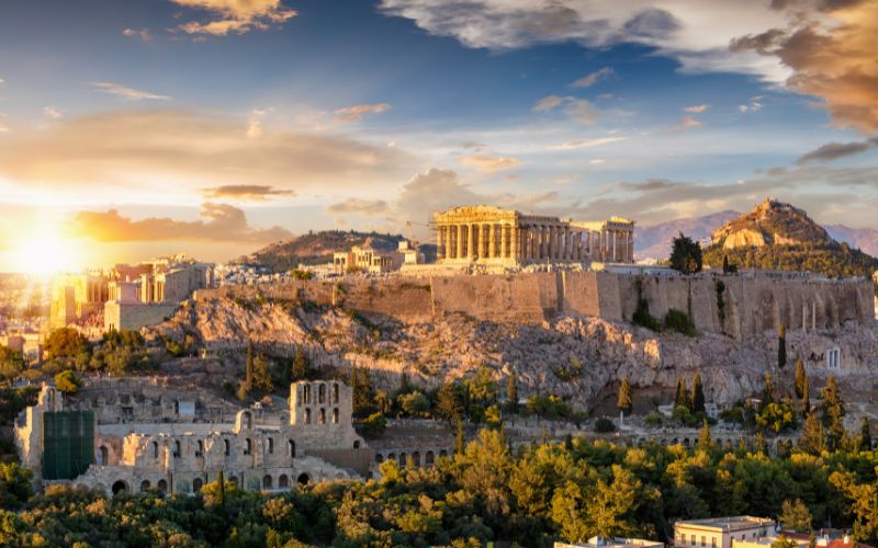 Authentic Experiences in Greece: 5 Local Activities for an Unforgettable Trip