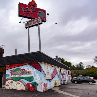 Pizza Restaurant in Cincinnati OH | Trotta's Pizza