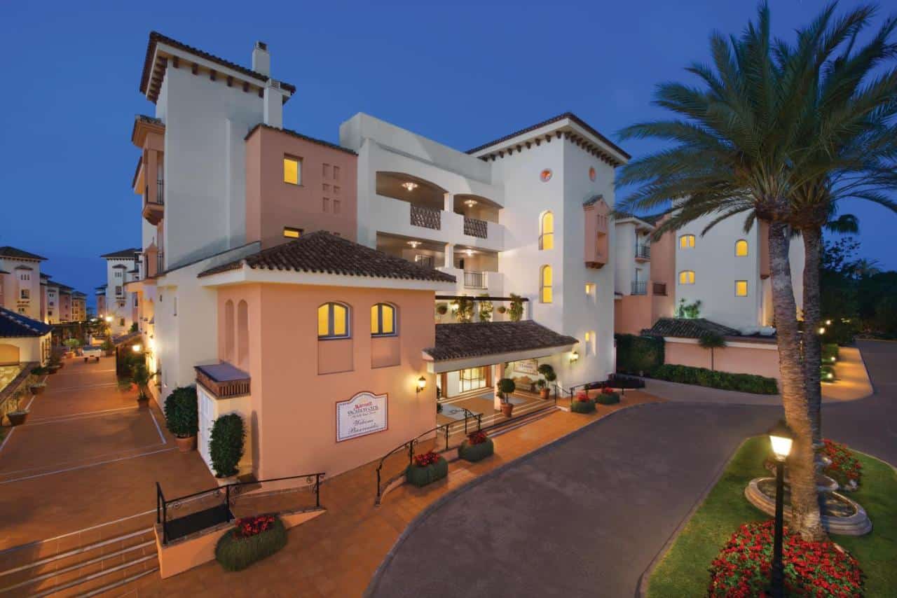 Is There Parking for Hotel Guests at the Marriott's Marbella Beach Resort