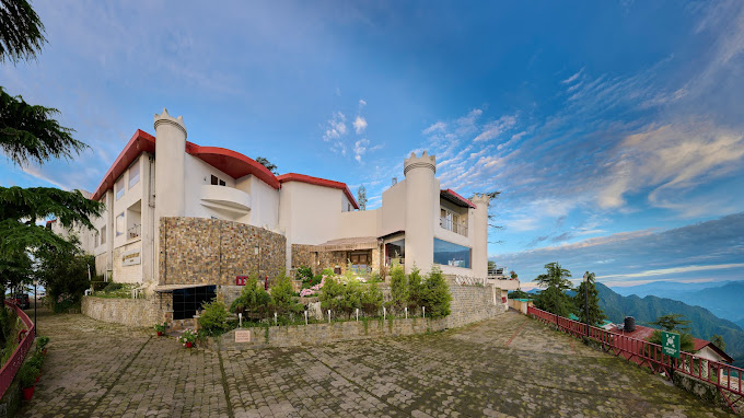 Hotels in Mussoorie on Mall Road: A Guide for Travelers