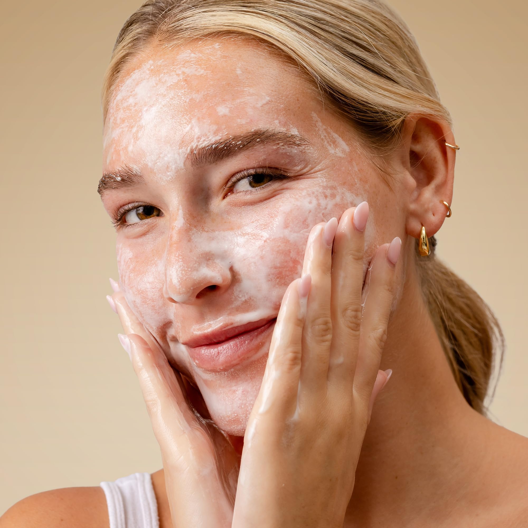 Glow Like Never Before: Best Cleansing Facials in Riyadh Revealed