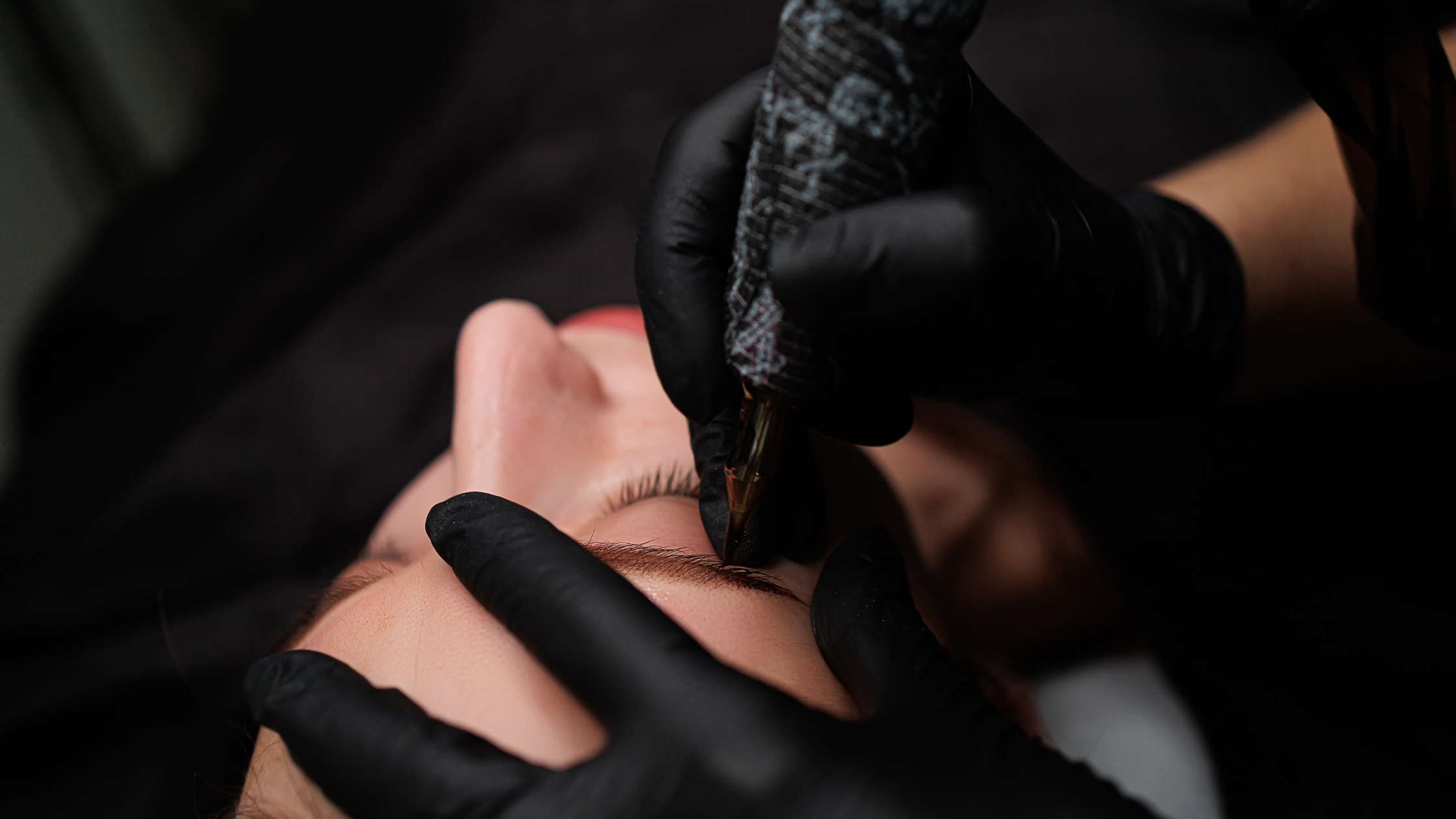 Trucco Permanente Sopracciglia Firenze: Tutto sulla Dermopigmentazione Sopracciglia a Firenze