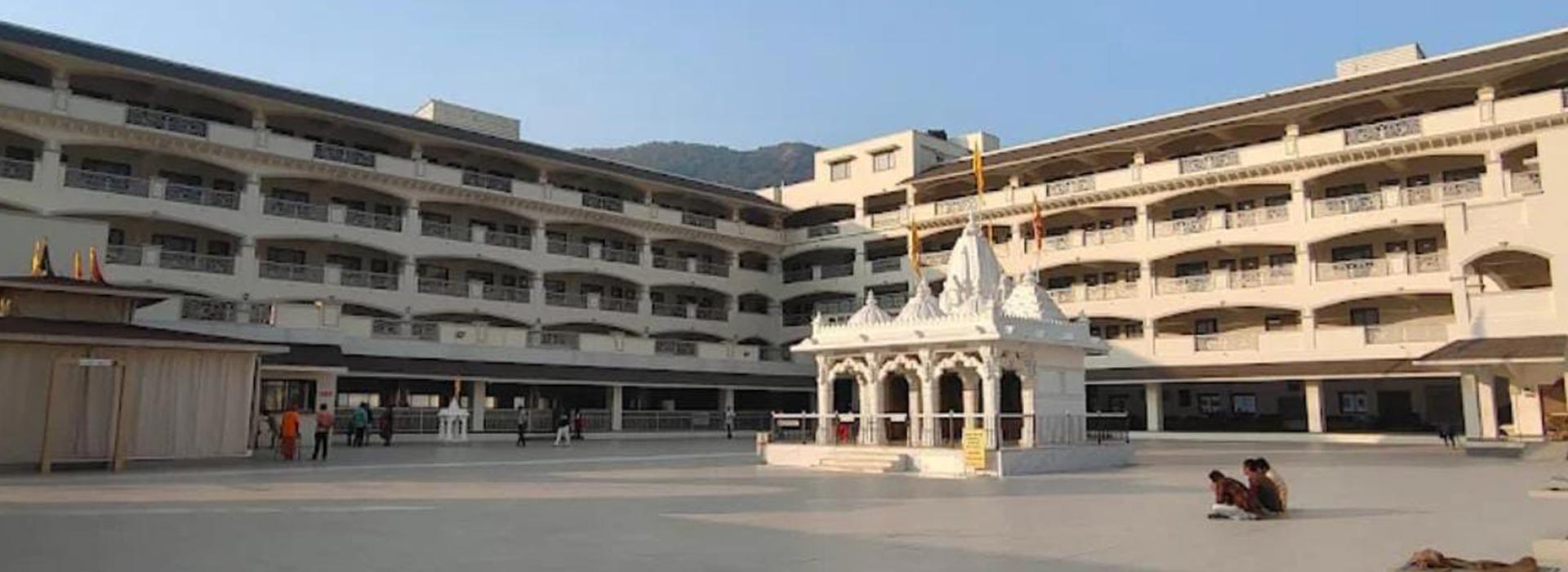 Shernath Bapu Ashram &ndash; Spiritual Sanctuary in Junagadh