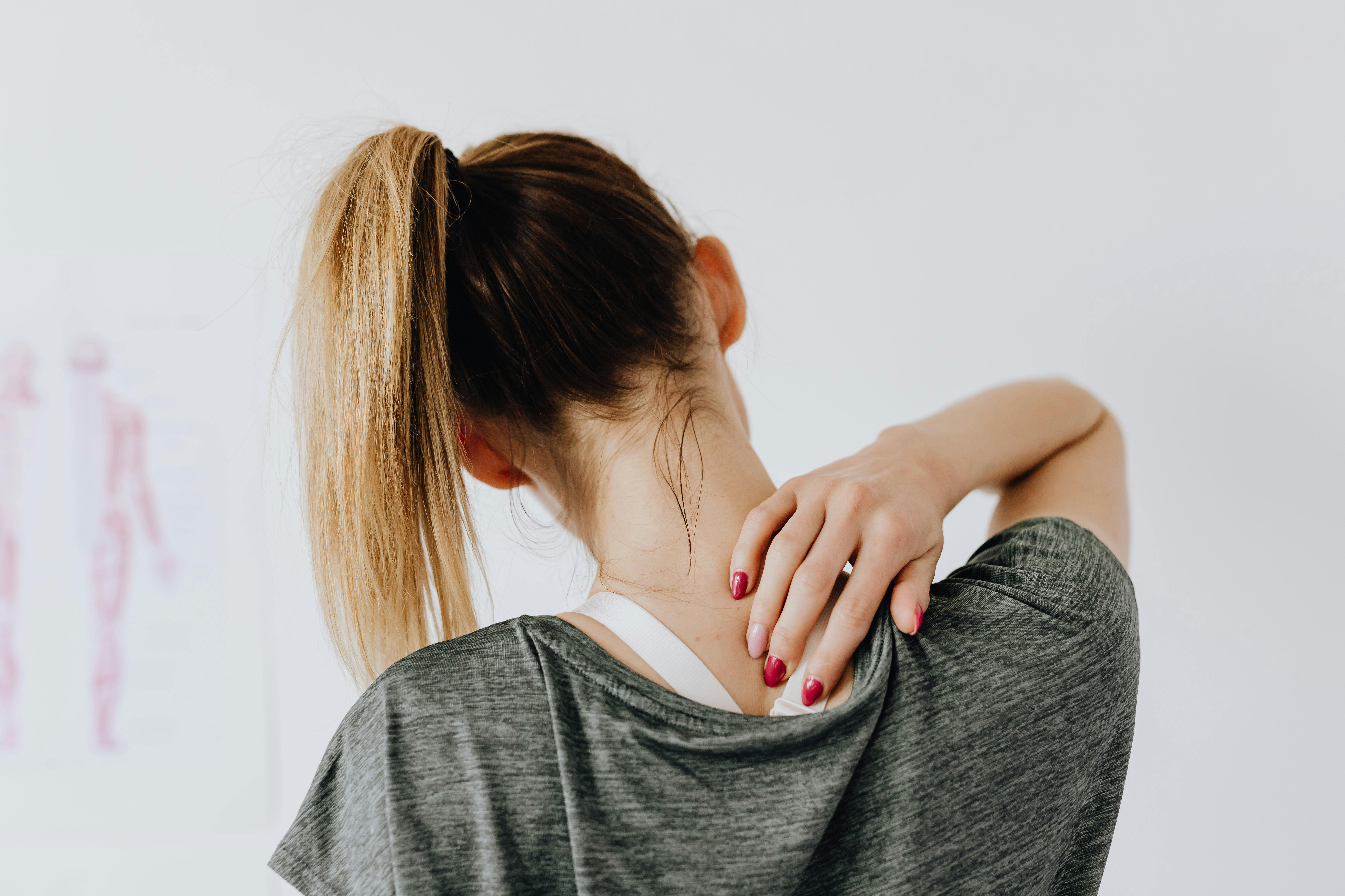 7 Effective Shoulder Pain Treatment Options for Faster Relief