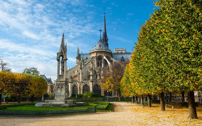 10 Iconic French Landmarks to Add to Your Itinerary 