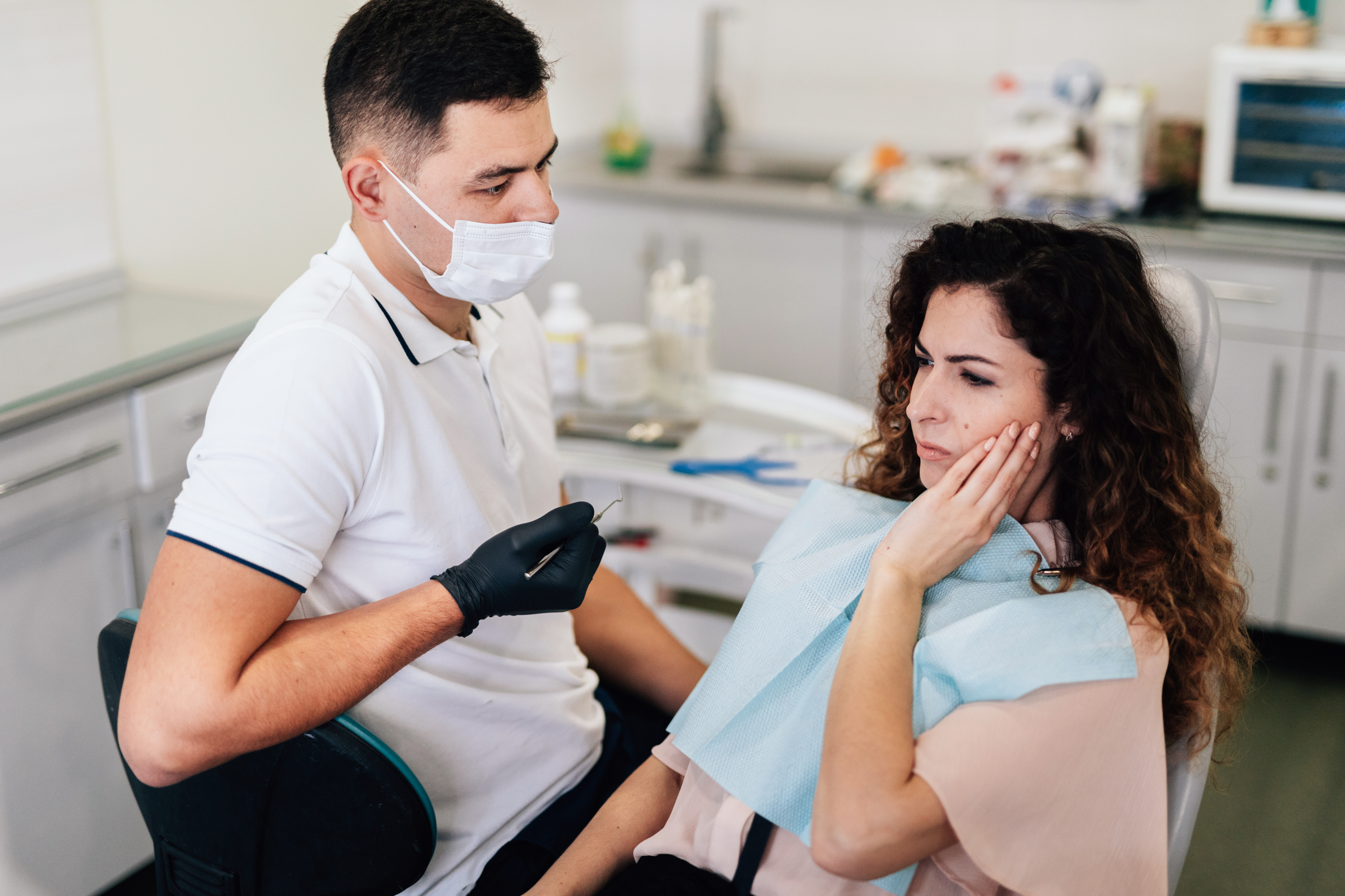 5 Clear Signs You Need an Emergency Dentist in Woodbridge — What to Do Now