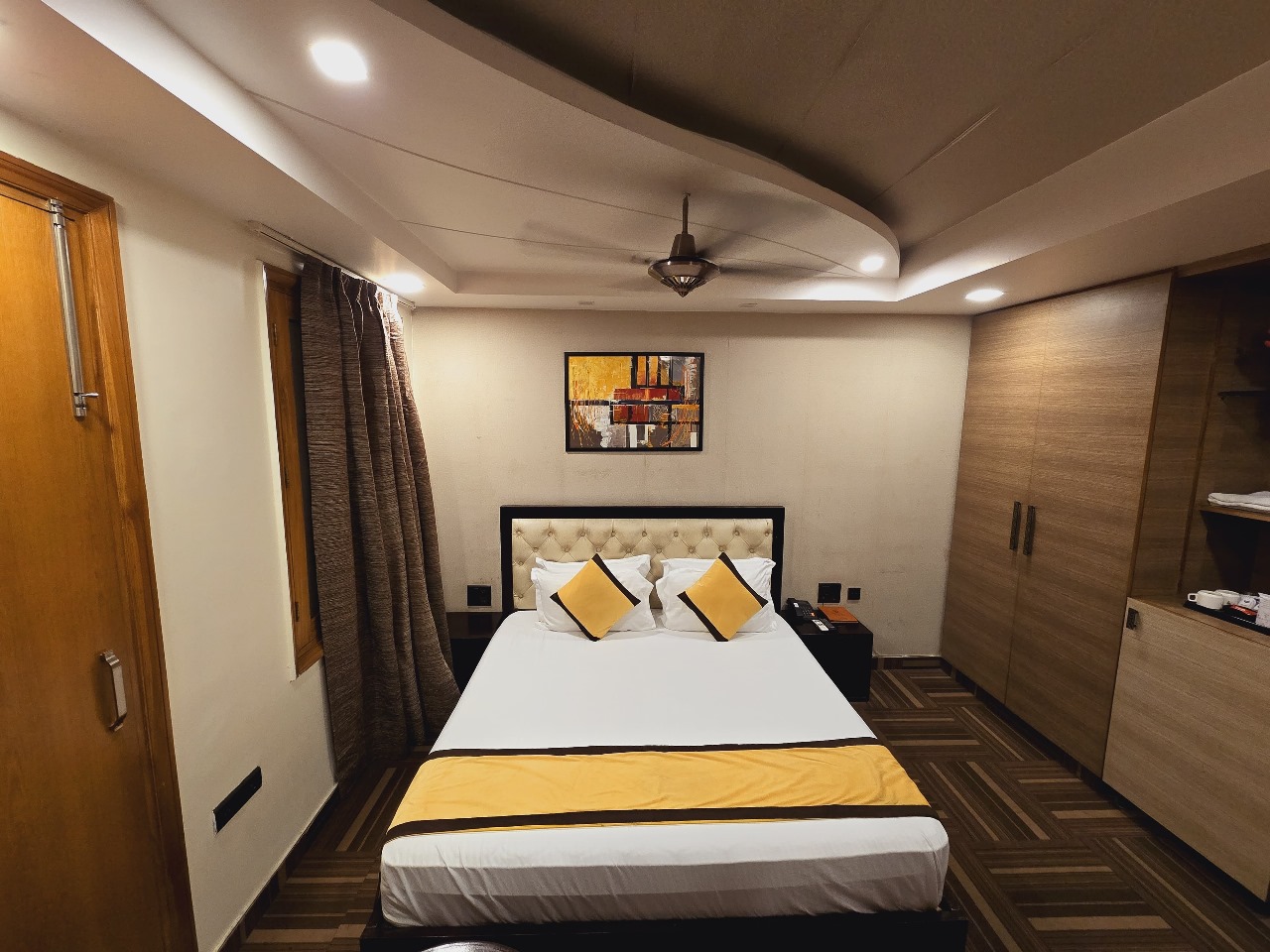 How to Find Budget Hotels Near Metro Station West Delhi: Practical Guide & Checklist