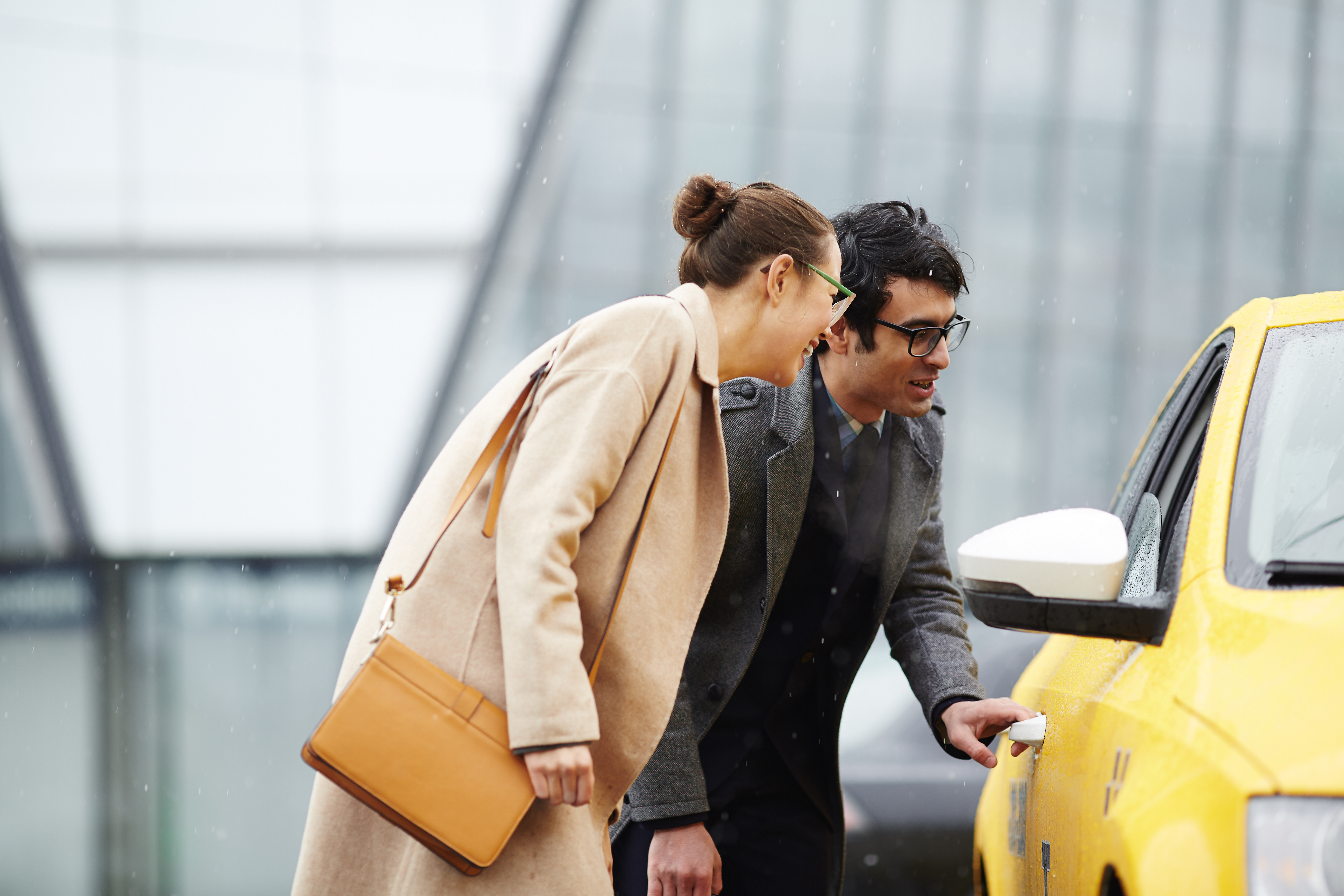 Best Car Hire Auckland Airport for Solo Travellers &ndash; Safety & Cost