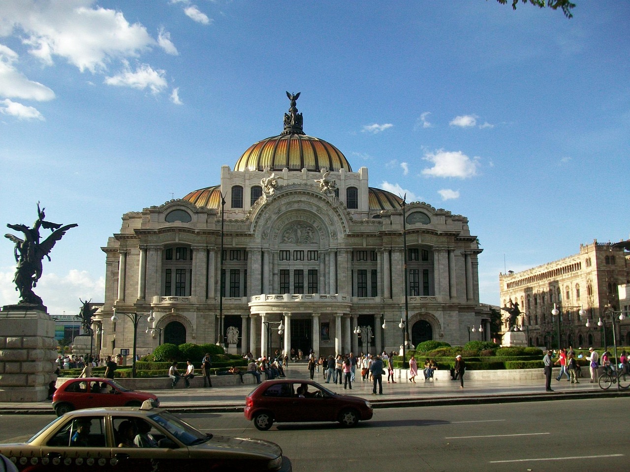 Yucat&aacute;n State Travel Guide: A Journey Through Mexico&rsquo;s Cultural Heart