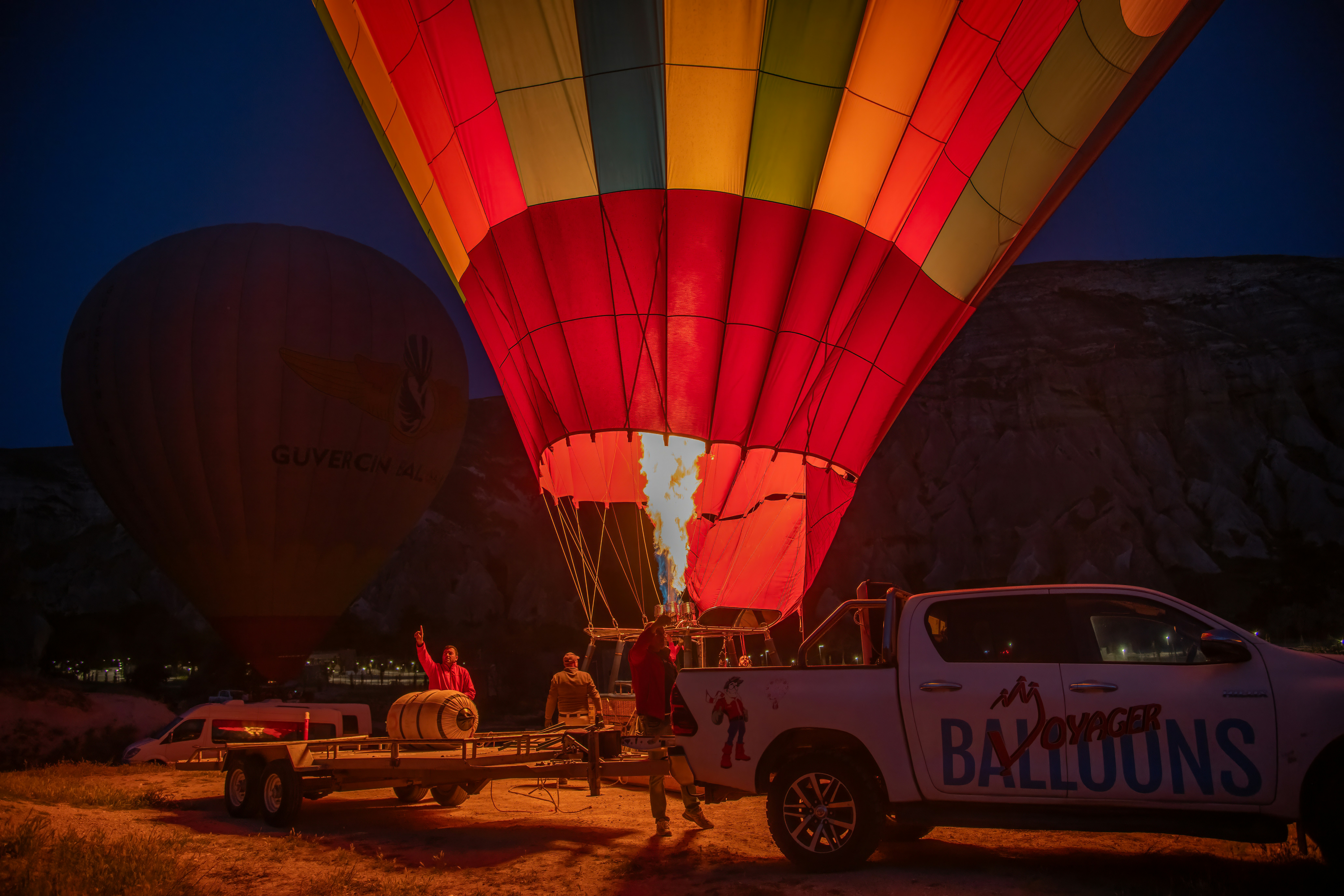 7 Must-Take Dubai Hot Air Balloon Photos: Sunrise Shot Guide