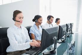 Blended Contact Center Guide: How to Improve Customer Experience and Agent Efficiency