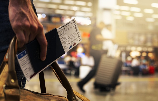 Cuánto cuesta el equipaje de mano en JetSMART Colombia: guía práctica y checklist