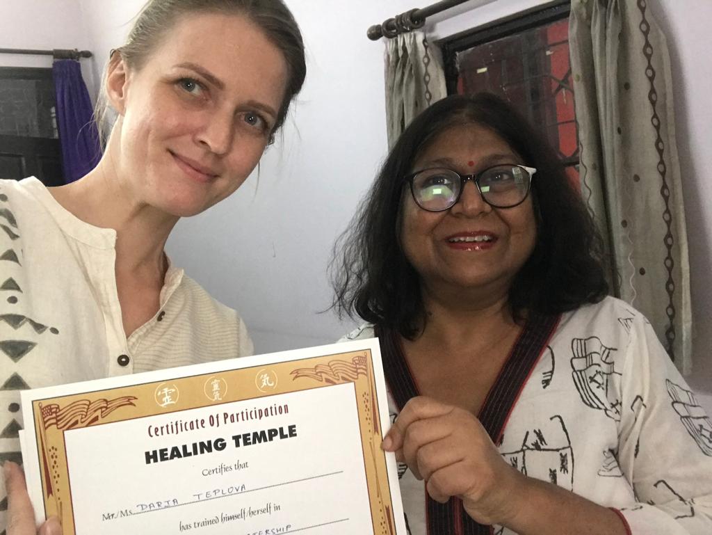 Benefits of Reiki in the UK: Practical Uses, Safety, and How to Find a Practitioner
