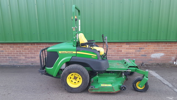 John Deere ZTrak 997 Mowers and Routine Maintenance &ndash; How To