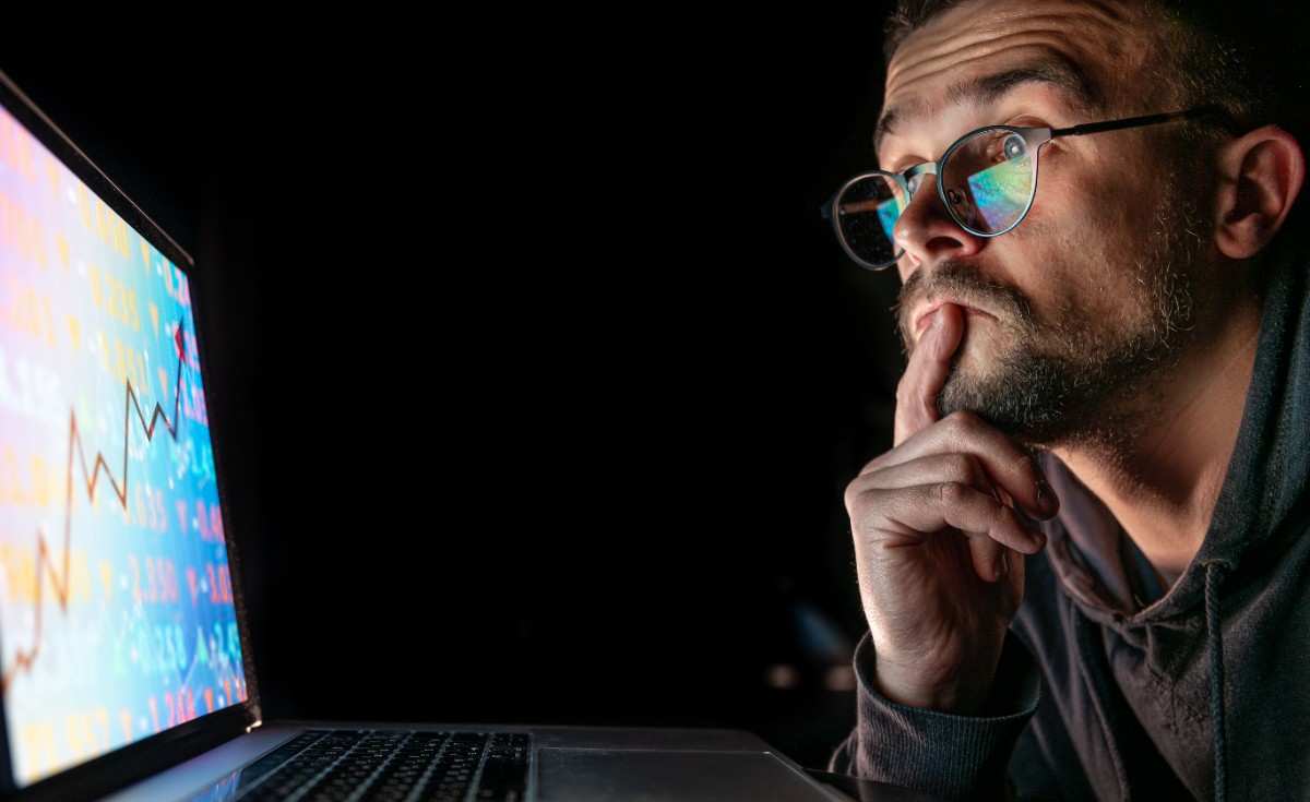 Why Win-Rate is a Lie: The Mathematical Edge Every Trader Needs