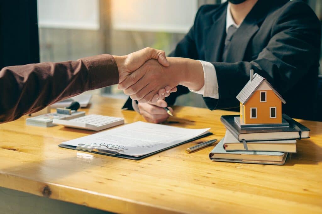 When Should You Hire a Residential Real Estate Attorney in Elgin?