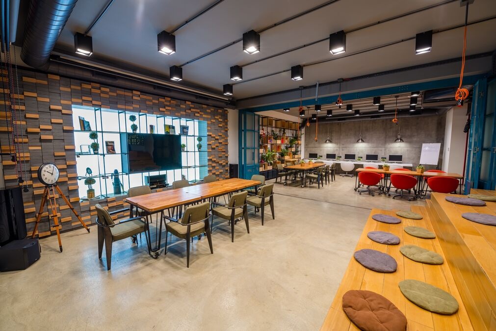 Why Coworking Spaces in Madhapur Drive Business Growth