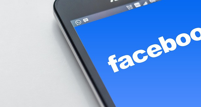 Practical Social Media Branding: Visual Identity & Brand Voice Guide