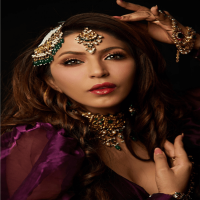Nisha Arora 